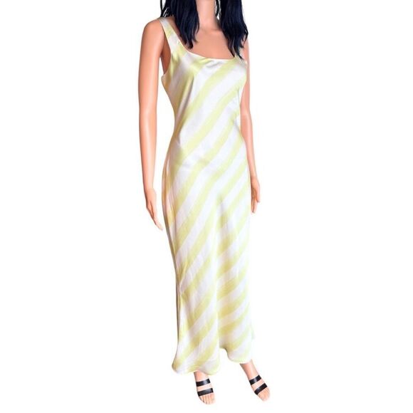 Avec Les Filles Bias Cut Striped Maxi Dress 4 NWT Yellow Satin Wedding Vacation - Picture 4 of 7